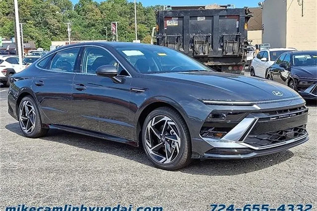 2026 Hyundai Sonata SEL Sport photo 1