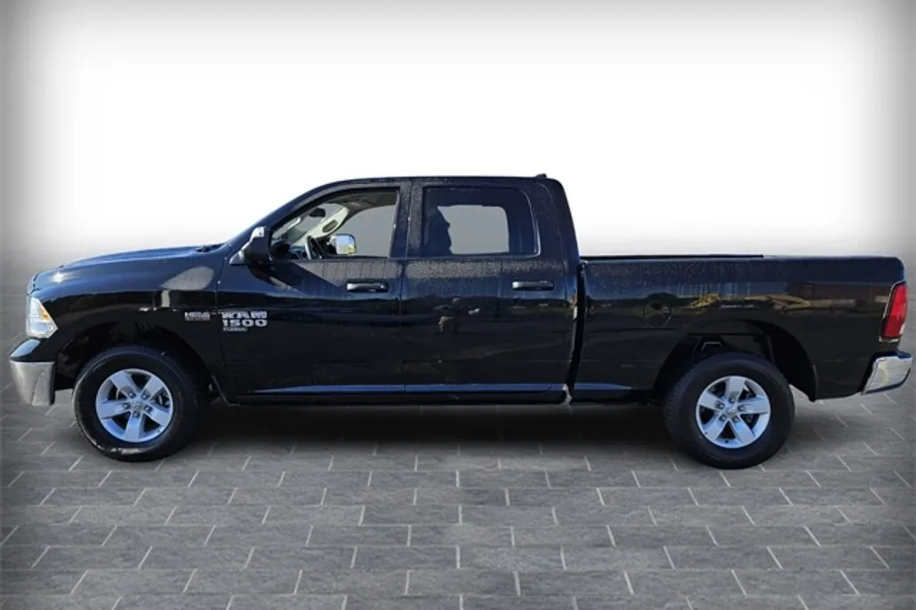 2023 Ram 1500 Classic SLT photo 1