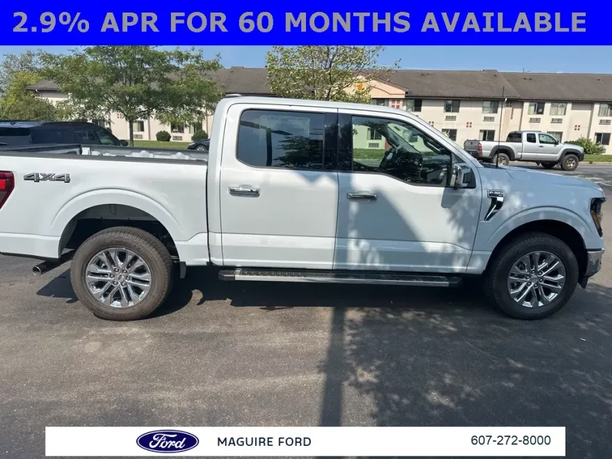 2025 Ford F-150 XLT photo 1