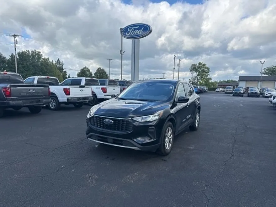 2023 Ford Escape Active photo 1