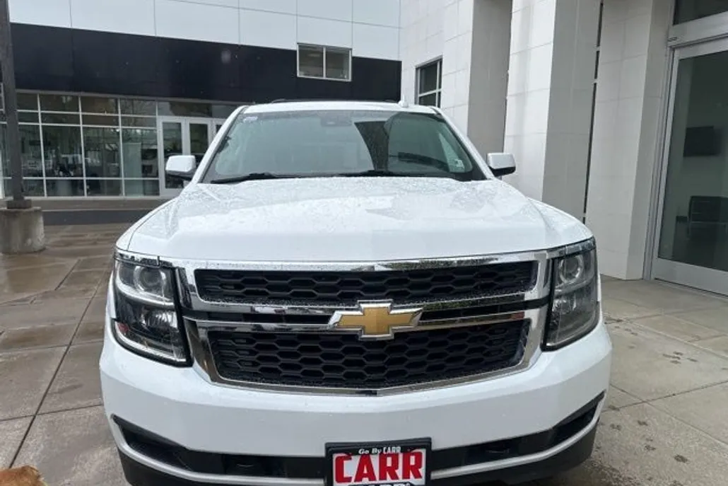 2018 Chevrolet Tahoe LT photo 1