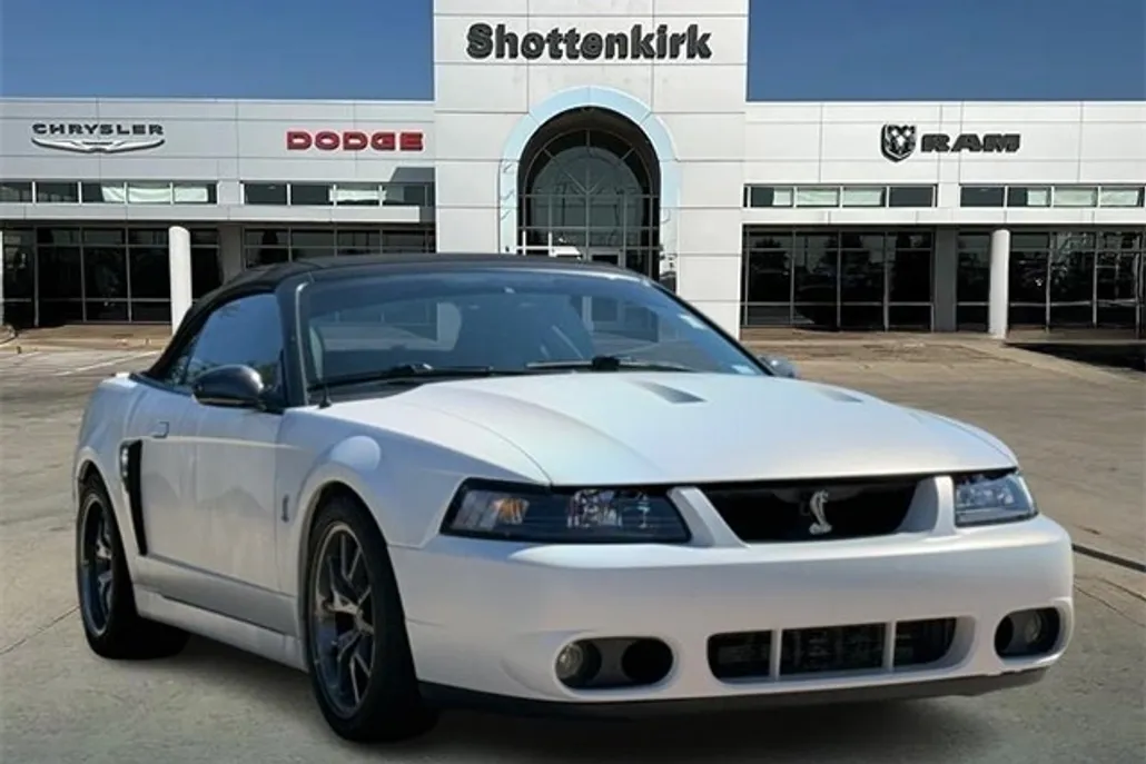 2003 Ford Mustang Cobra photo 1