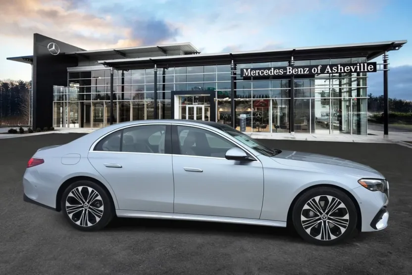 2026 Mercedes Benz E 4MATIC Sedan photo 1