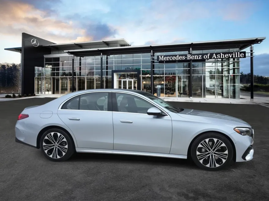 2026 Mercedes Benz E 4MATIC Sedan photo 1