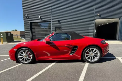 2018 Porsche Boxster S photo 2