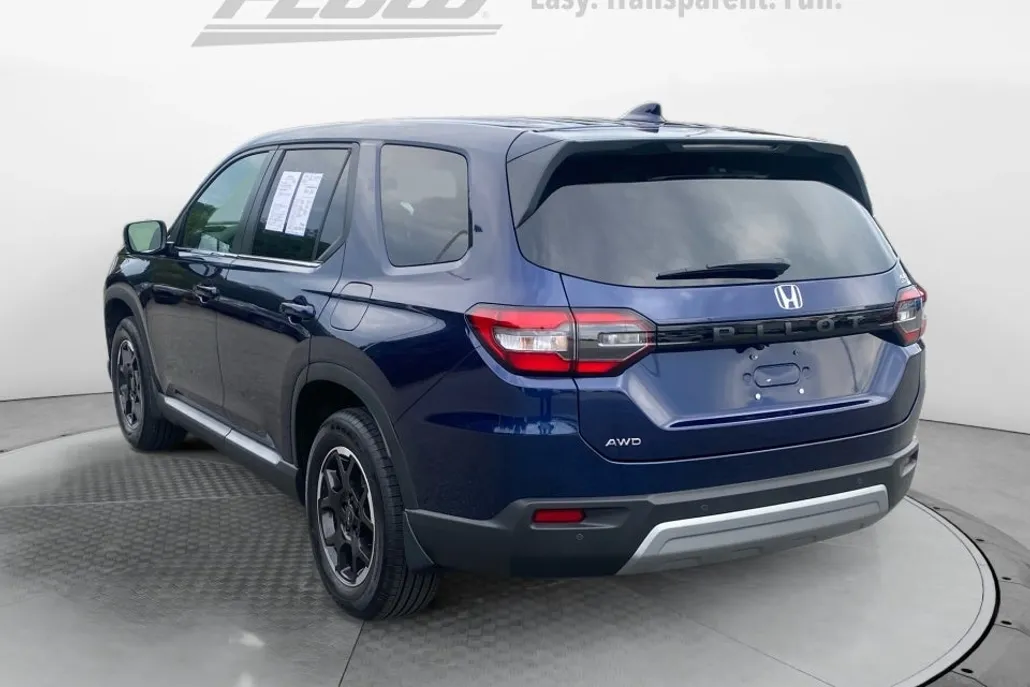 2025 Honda Pilot EX-L photo 1