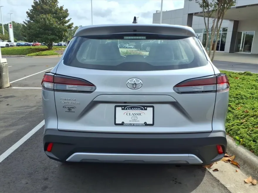 2026 Toyota Corolla Cross L photo 1