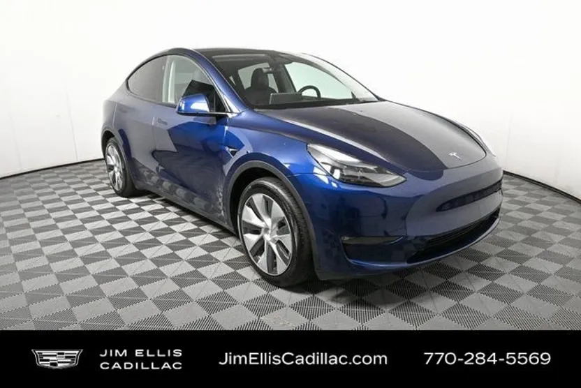 2023 Tesla Model Y Long Range photo 1
