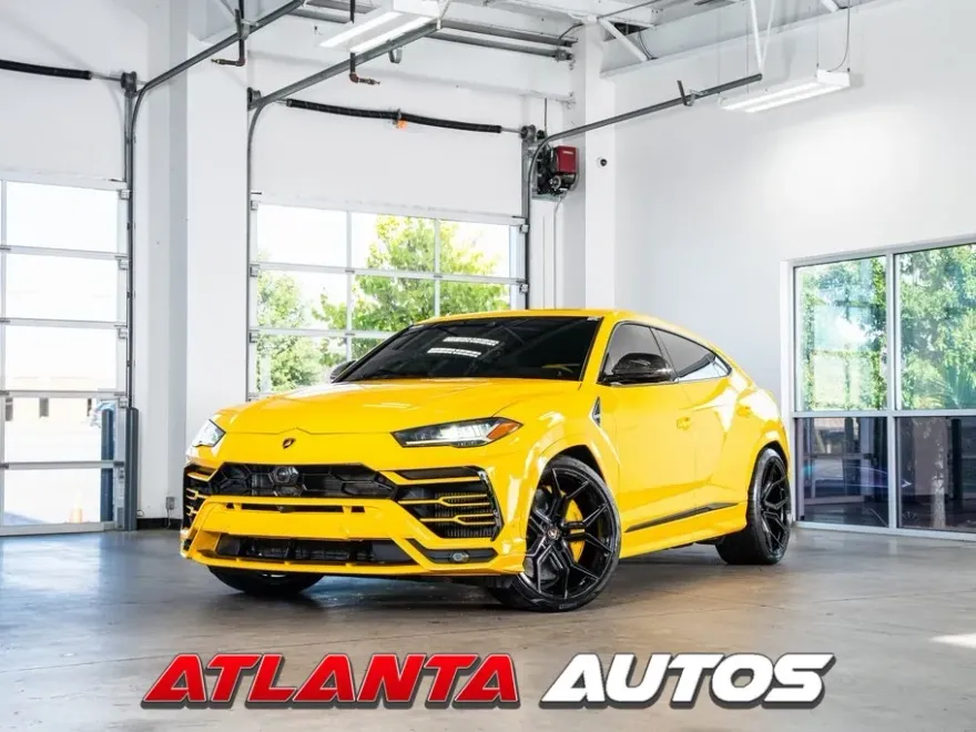 2021 Lamborghini Urus Base photo 1