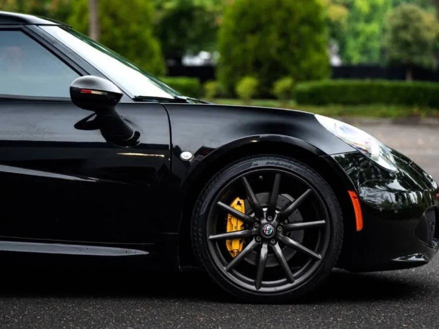 2018 Alfa Romeo 4C Coupe photo 1