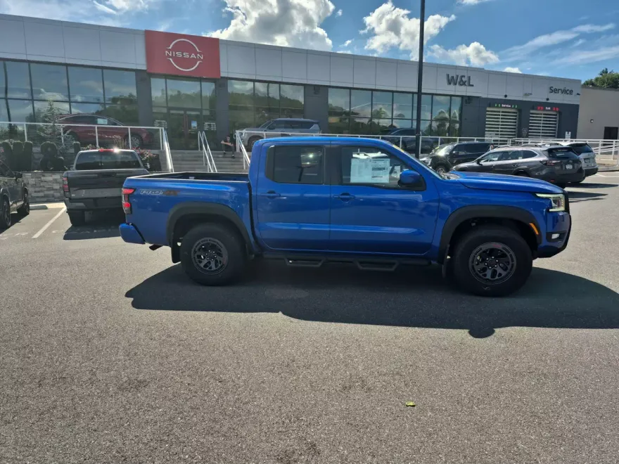 2025 Nissan Frontier PRO-4X photo 1