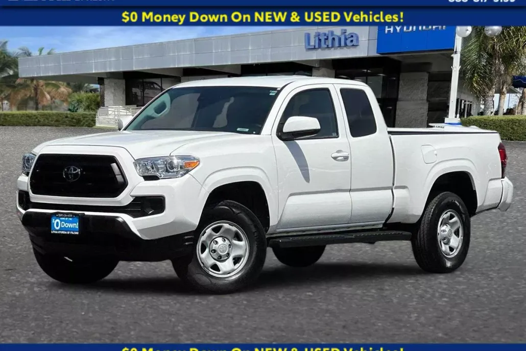 2023 Toyota Tacoma SR photo 1