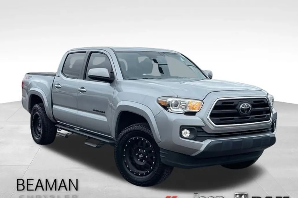 2019 Toyota Tacoma SR5 V6 photo 1