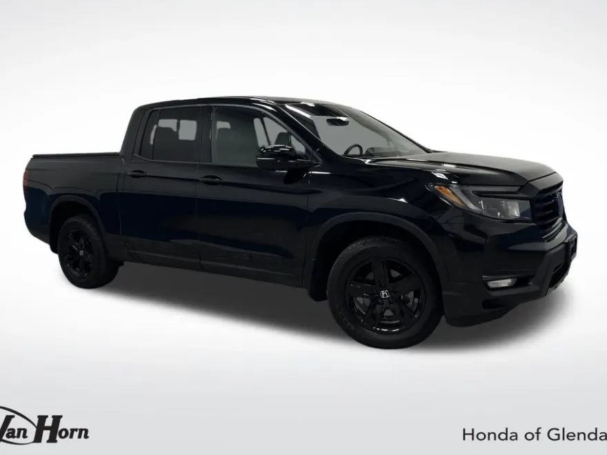 2021 Honda Ridgeline Black Edition photo 1
