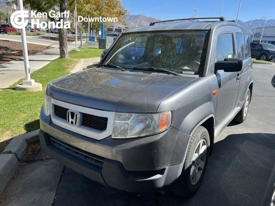 2010 Honda Element EX photo 1