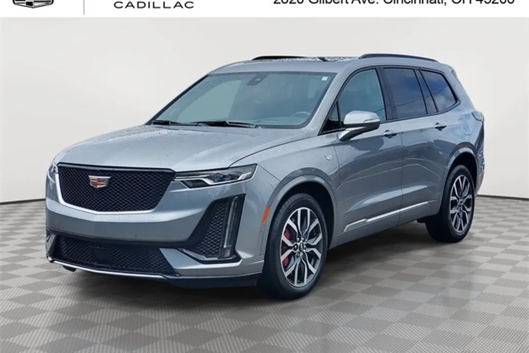 2024 Cadillac XT6 Sport photo 1