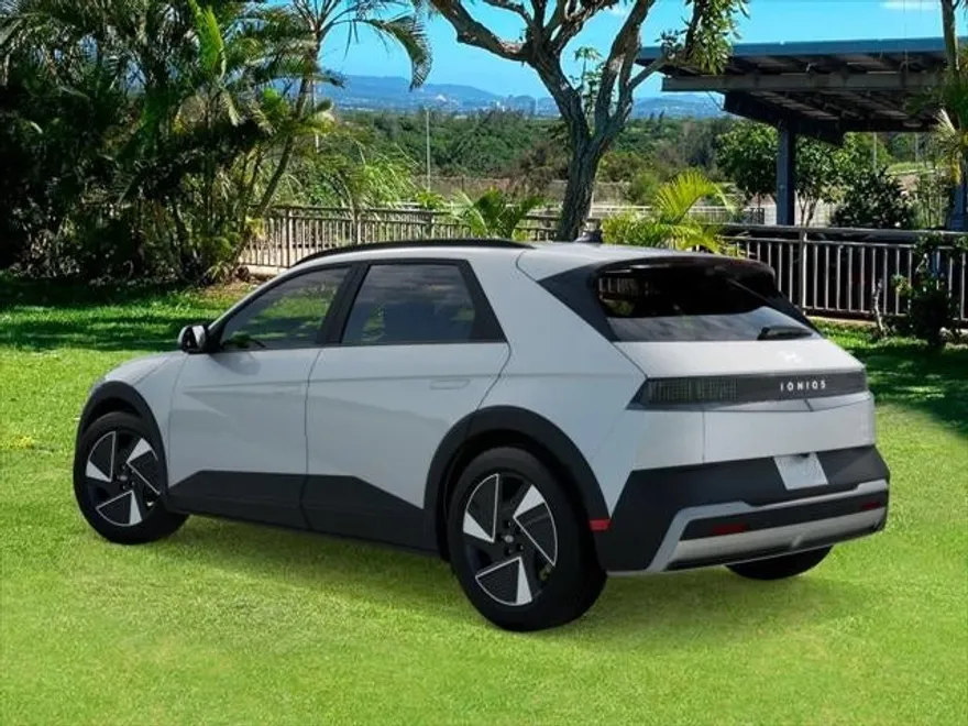 2025 Hyundai Ioniq 5 SEL photo 1