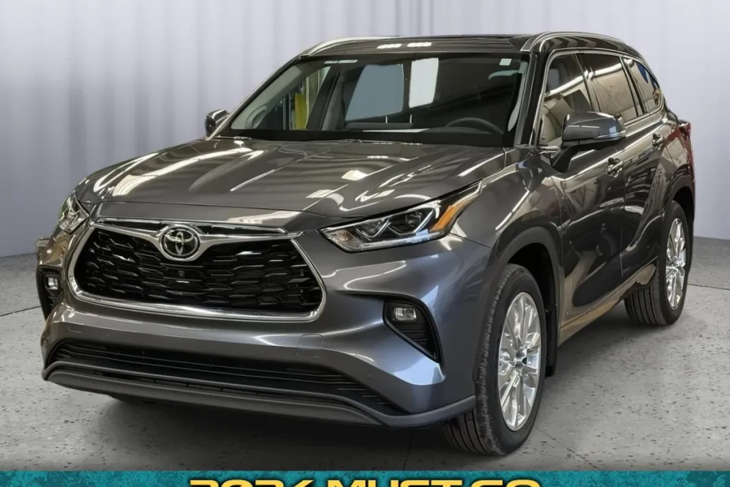 2024 Toyota Highlander Limited photo 1