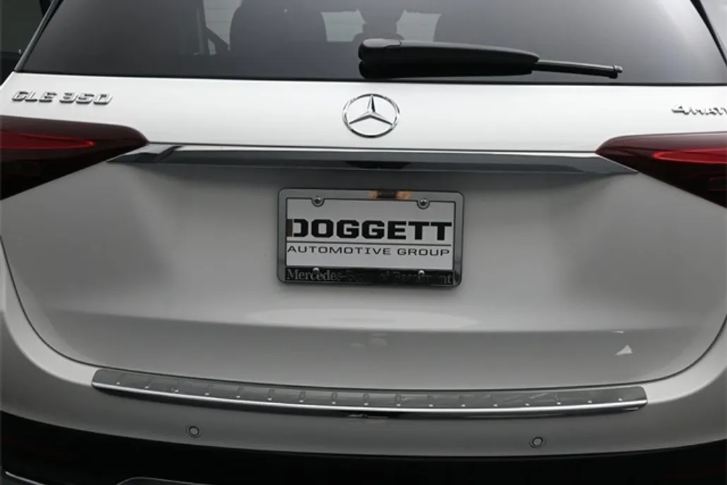 2026 Mercedes Benz GLE 350 4MATIC photo 1
