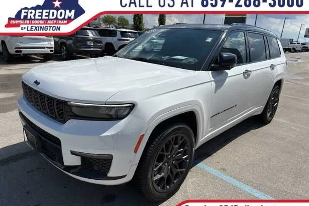 2023 Jeep Grand Cherokee L Summit photo 1