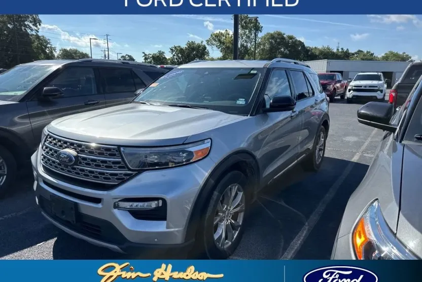 2023 Ford Explorer Limited photo 1