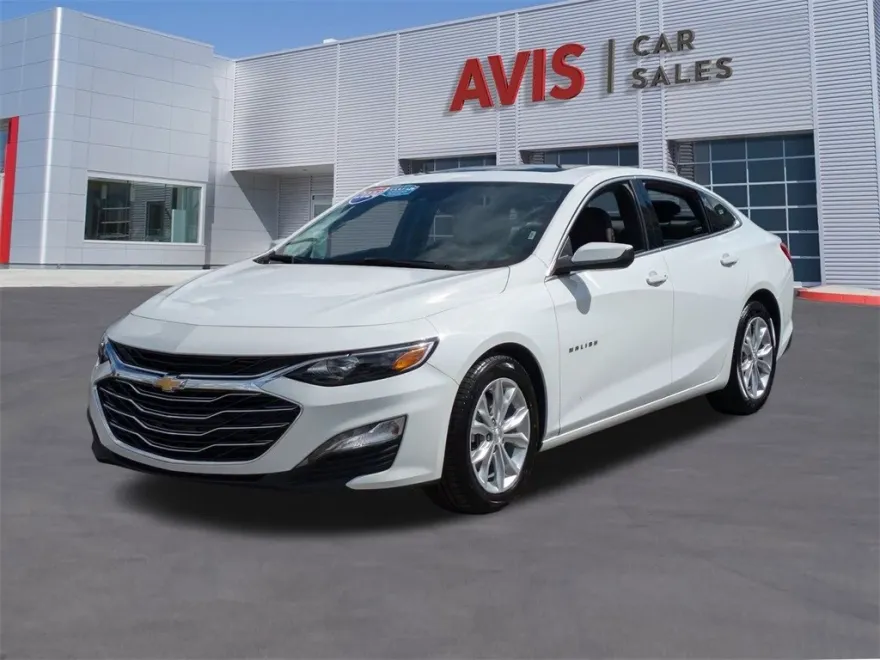 2024 Chevrolet Malibu 1LT photo 1