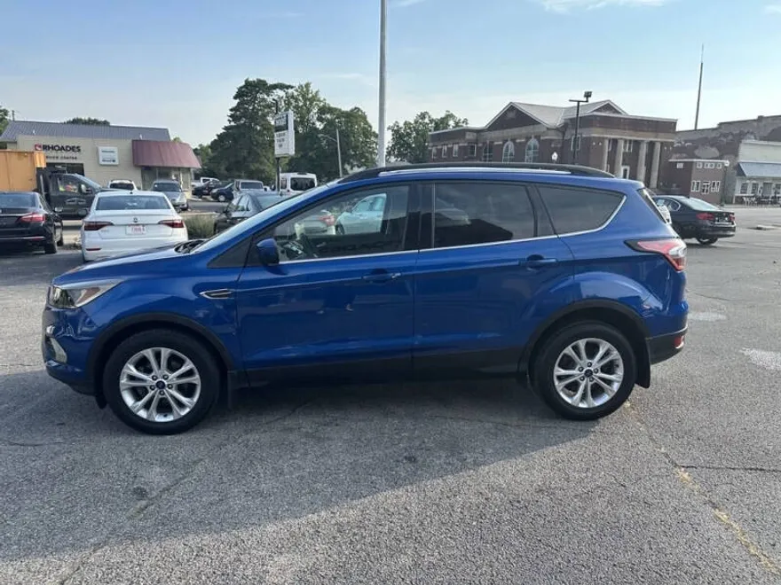2018 Ford Escape SE photo 1