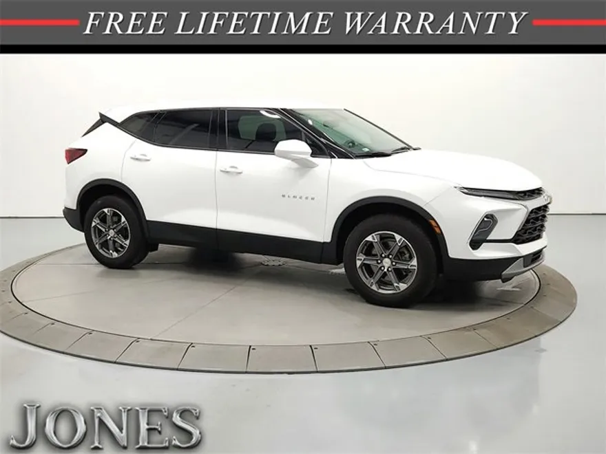 2024 Chevrolet Blazer 2LT photo 1