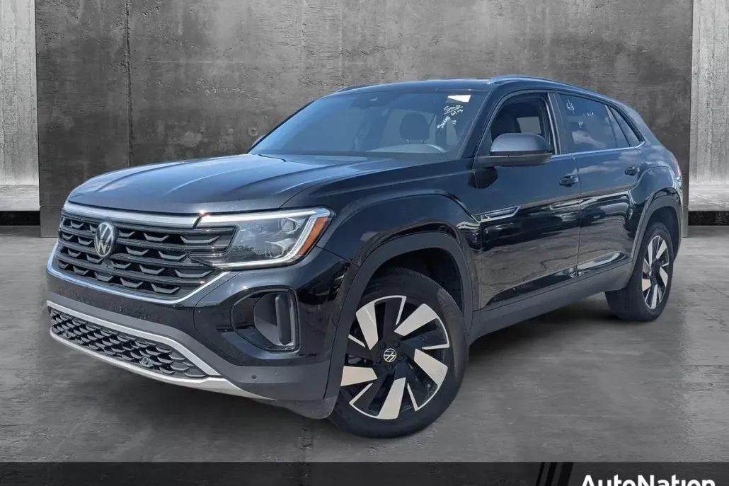 2024 Volkswagen Atlas Cross Sport SE Technology photo 1