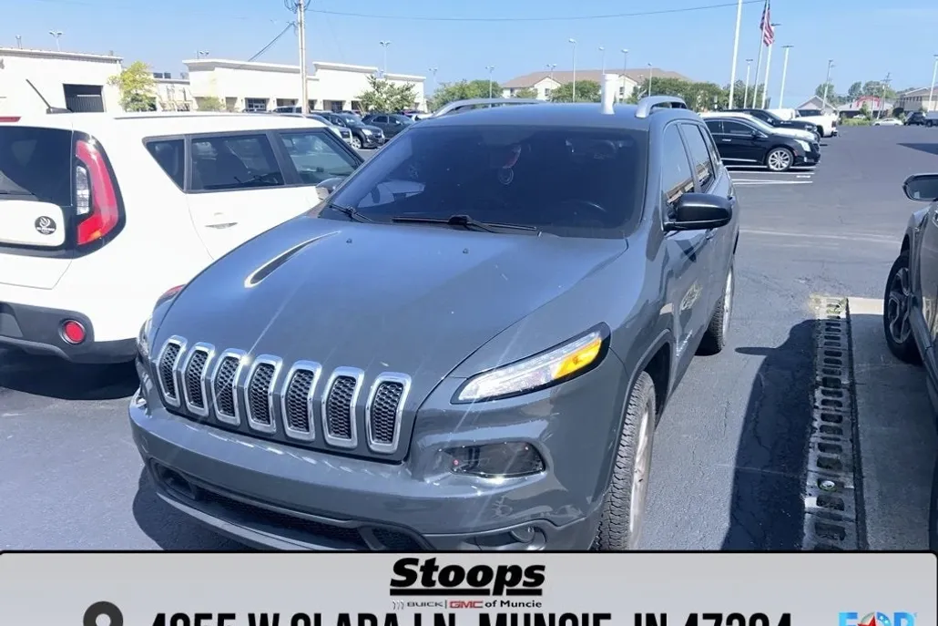 2018 Jeep Cherokee Latitude photo 1