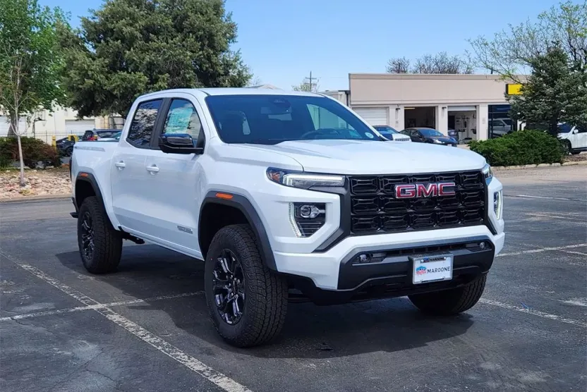 2025 Gmc Canyon Elevation photo 1