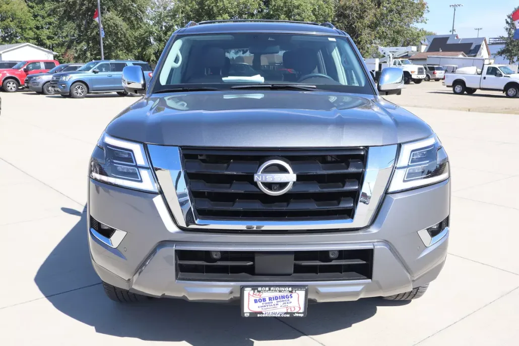 2024 Nissan Armada Platinum photo 1