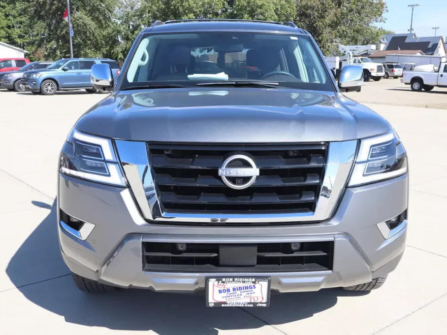 2024 Nissan Armada Platinum photo 1