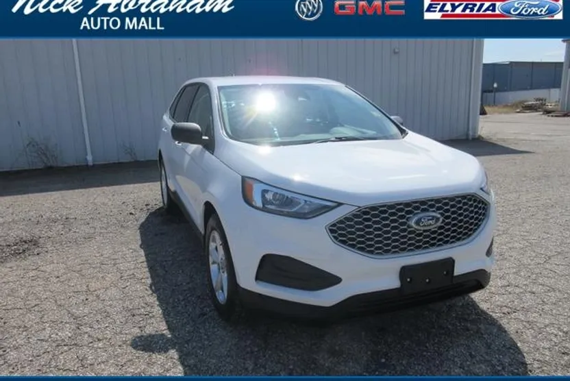 2024 Ford Edge SE photo 1