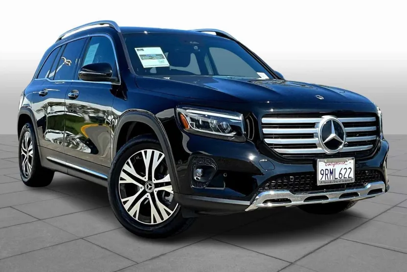 2025 Mercedes Benz GLB 250 photo 1