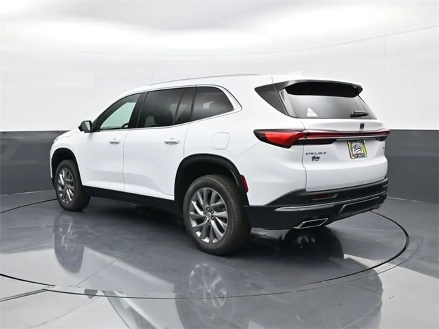 2026 Buick Enclave Preferred photo 5