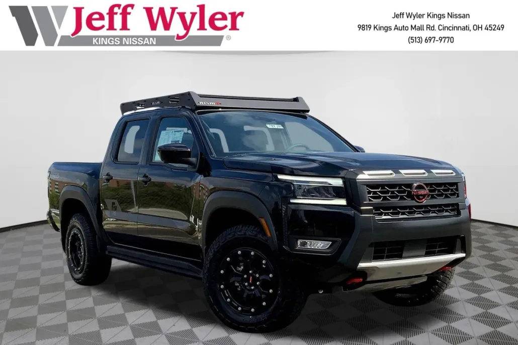 2025 Nissan Frontier PRO-4X photo 1