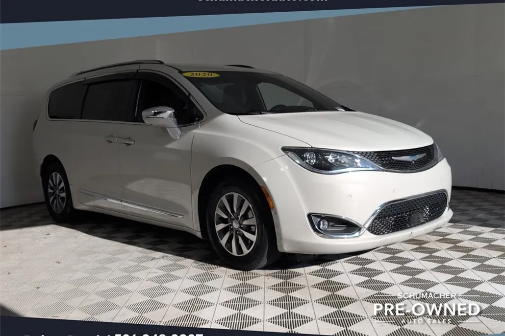 2020 Chrysler Pacifica Hybrid Limited photo 1