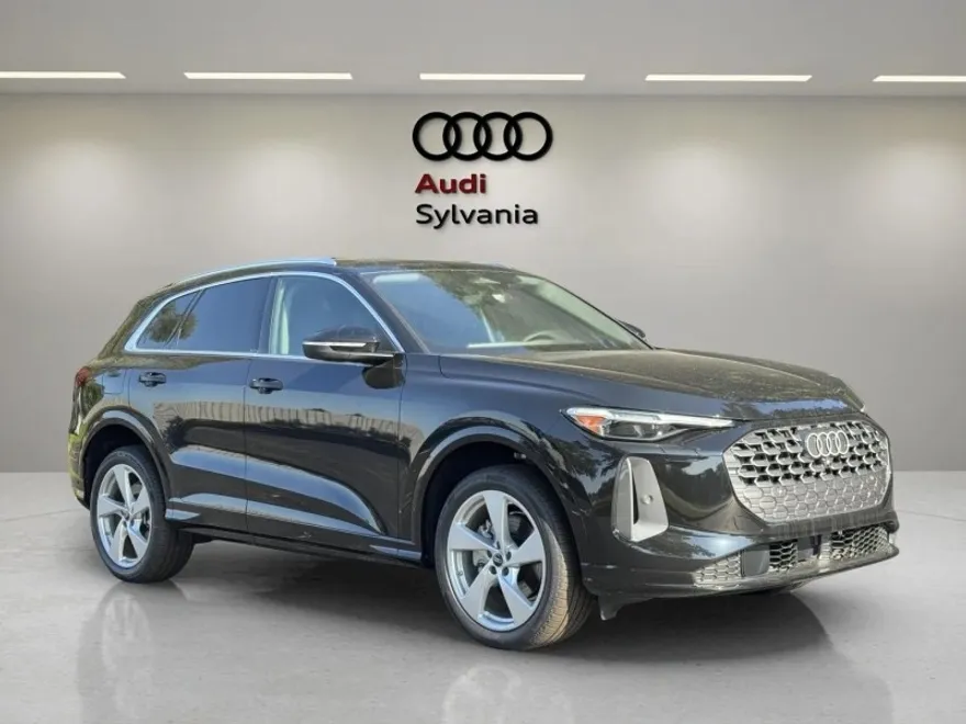 2025 Audi Q5 2.0T Premium Plus photo 1