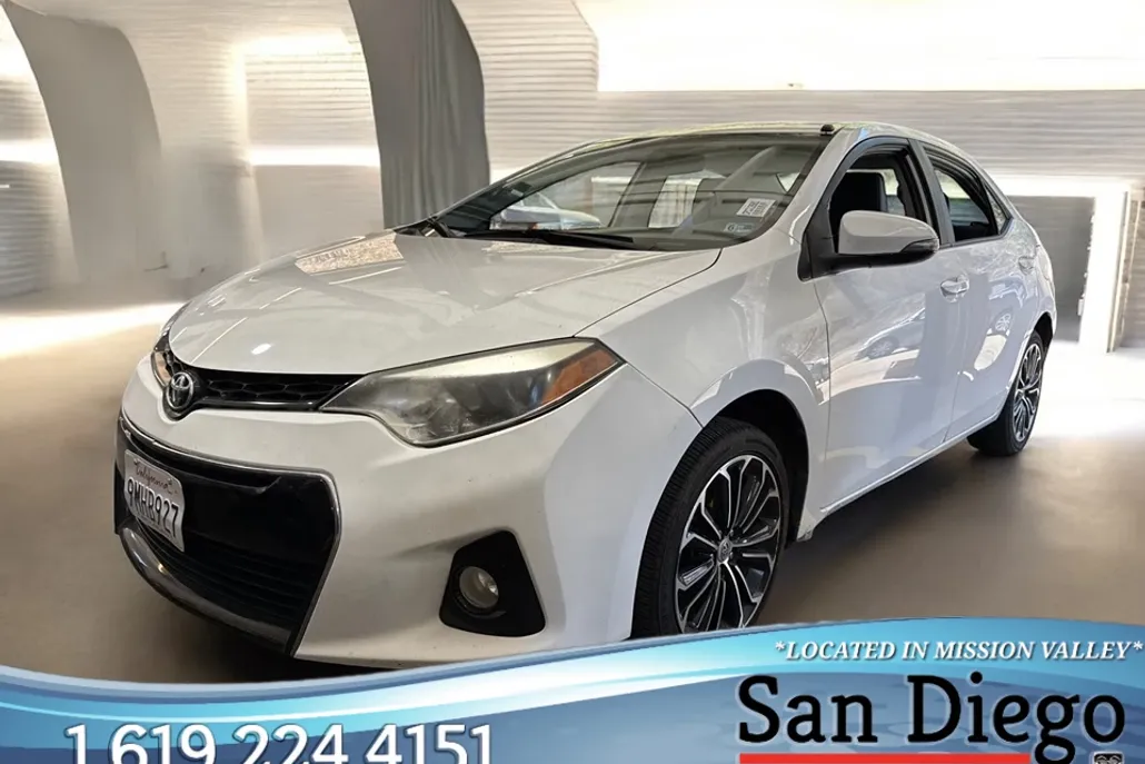 2016 Toyota Corolla L photo 1