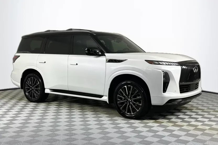 2025 Infiniti QX80 photo 1
