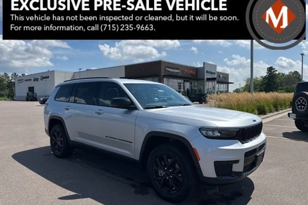 2024 Jeep Grand Cherokee Altitude photo 1
