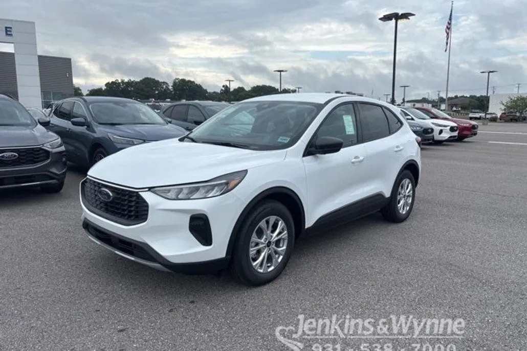 2025 Ford Escape Active photo 1