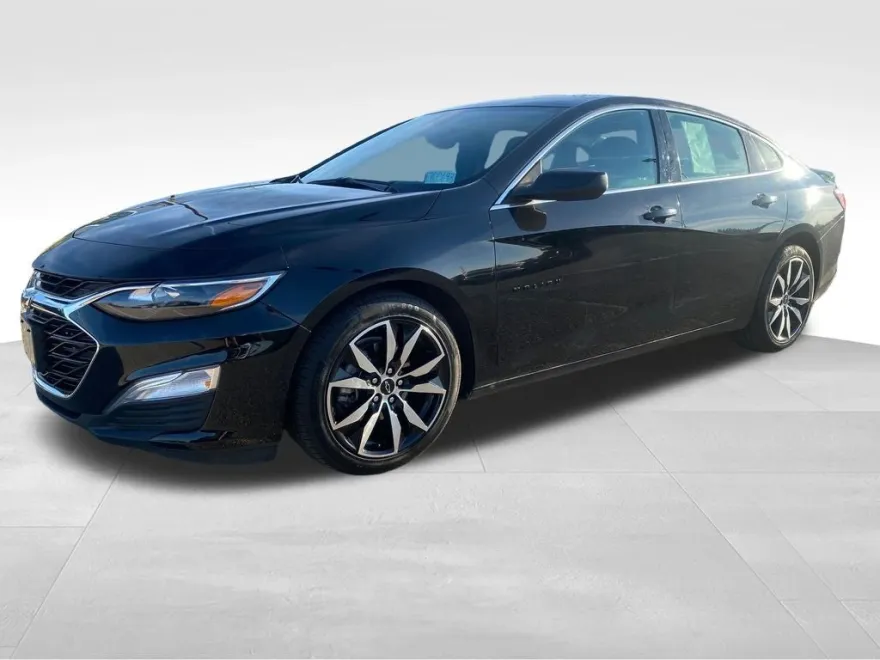 2024 Chevrolet Malibu RS photo 1