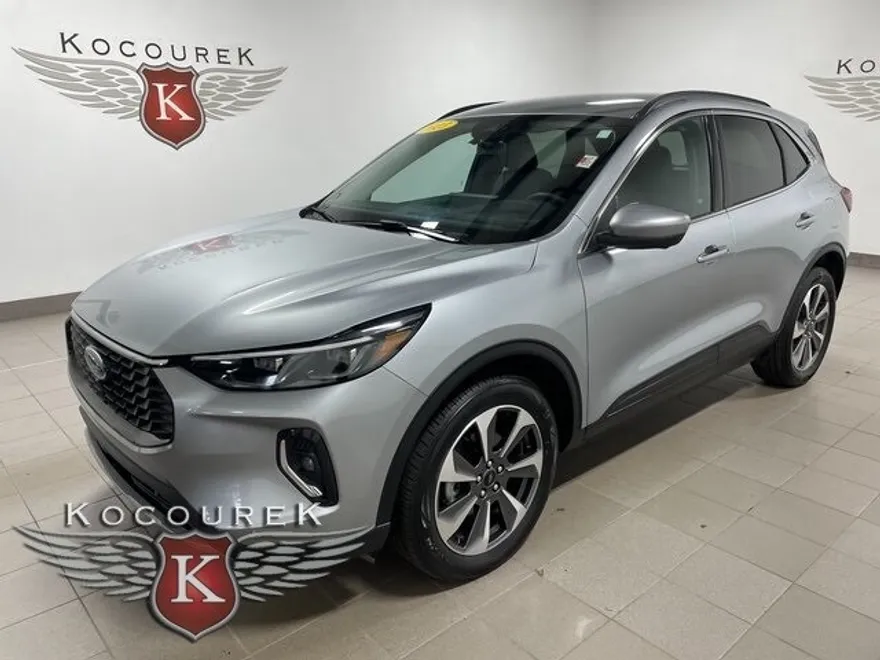 2023 Ford Escape Platinum photo 1