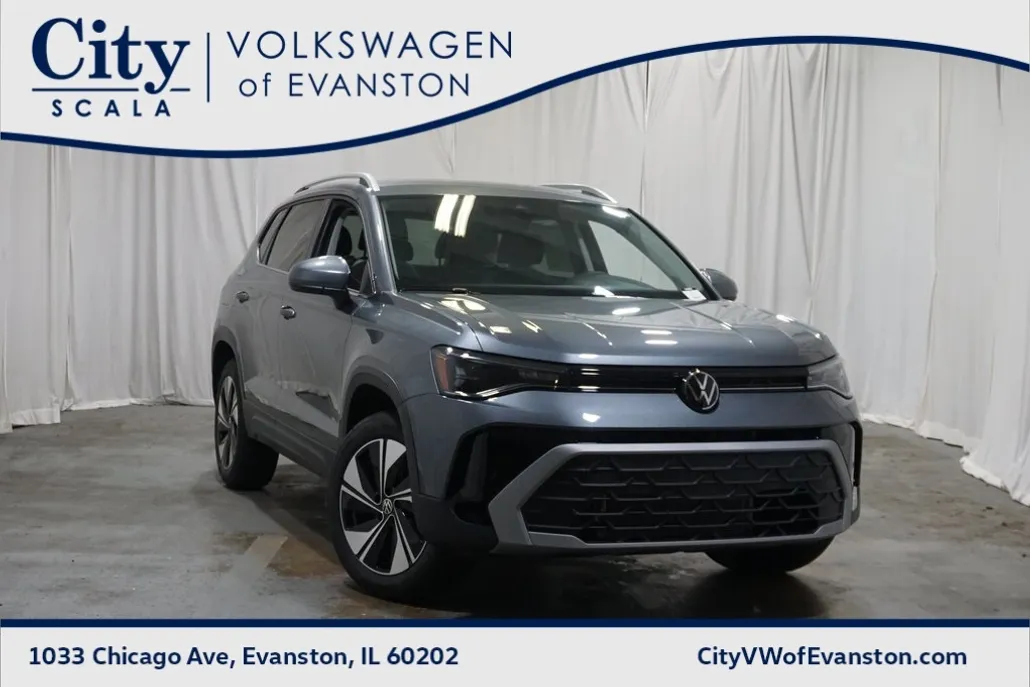 2025 Volkswagen Taos SE photo 1