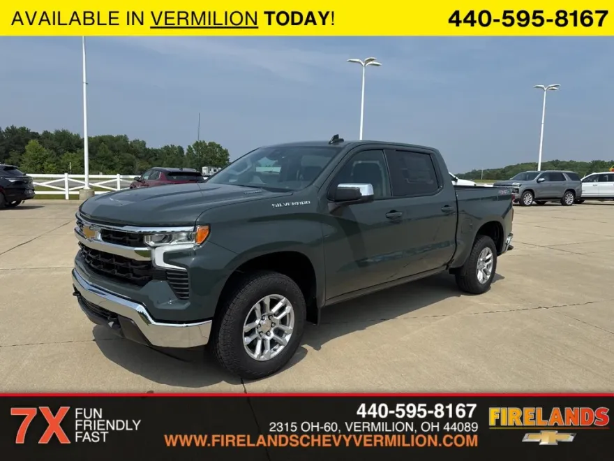 2025 Chevrolet Silverado 1500 LT photo 1