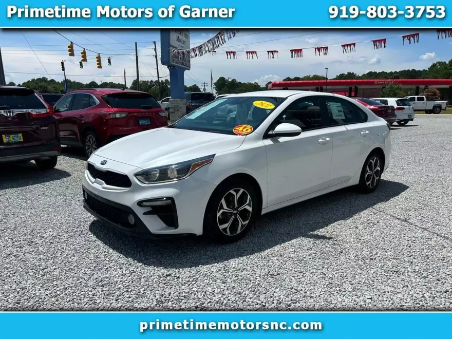 2021 Kia Forte LXS photo 1