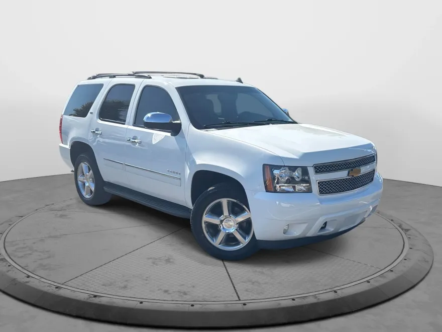 2012 Chevrolet Tahoe LTZ photo 1