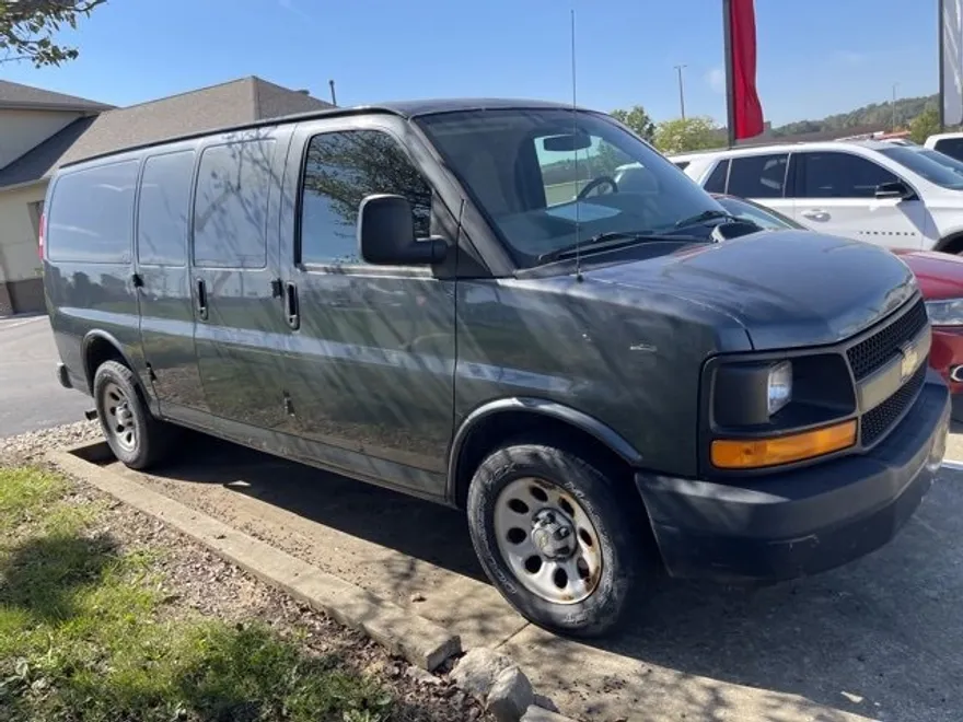 2014 Chevrolet Express Cargo 1500 Work Van photo 1